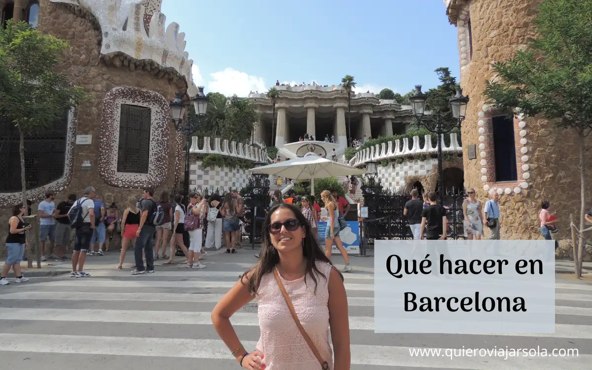 Yo frente al Parc Güell de Barcelona