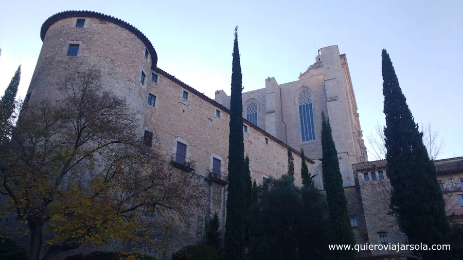 Catedral vista desde el Paseo Arqueológico