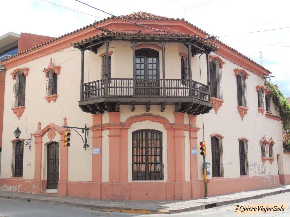 Casa de estilo colonial