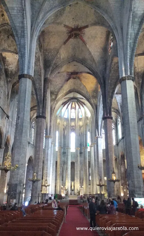 Interior de la Basílica