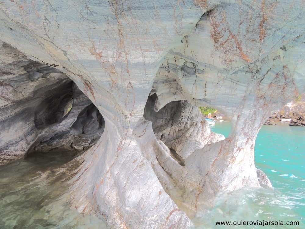 Viajar sola por la Carretera Austral, capillas de mármol