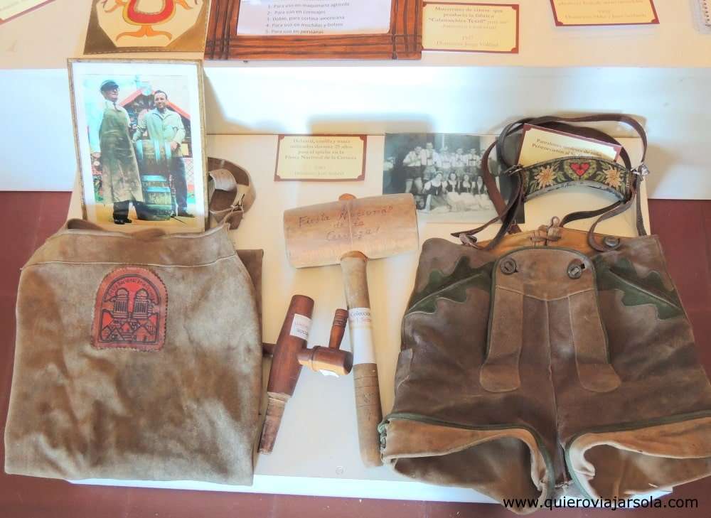 Objetos de la Fiesta de la Cerveza en el Museo Histórico