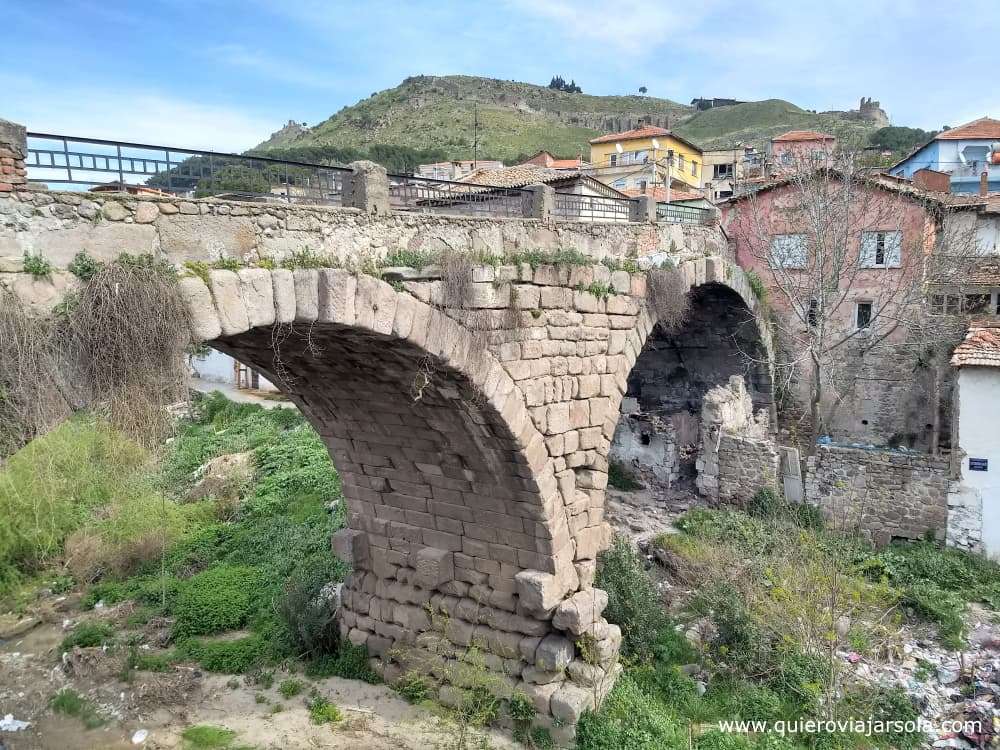 Antiguo puente de Bergama