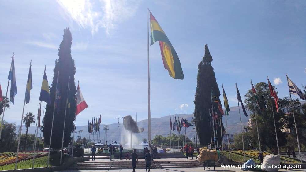 Plaza de las Banderas en Cochabamba