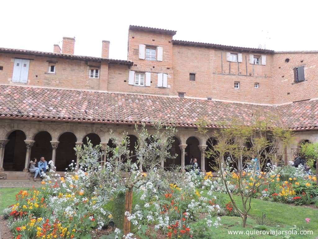 Claustro de Saint-Salvi