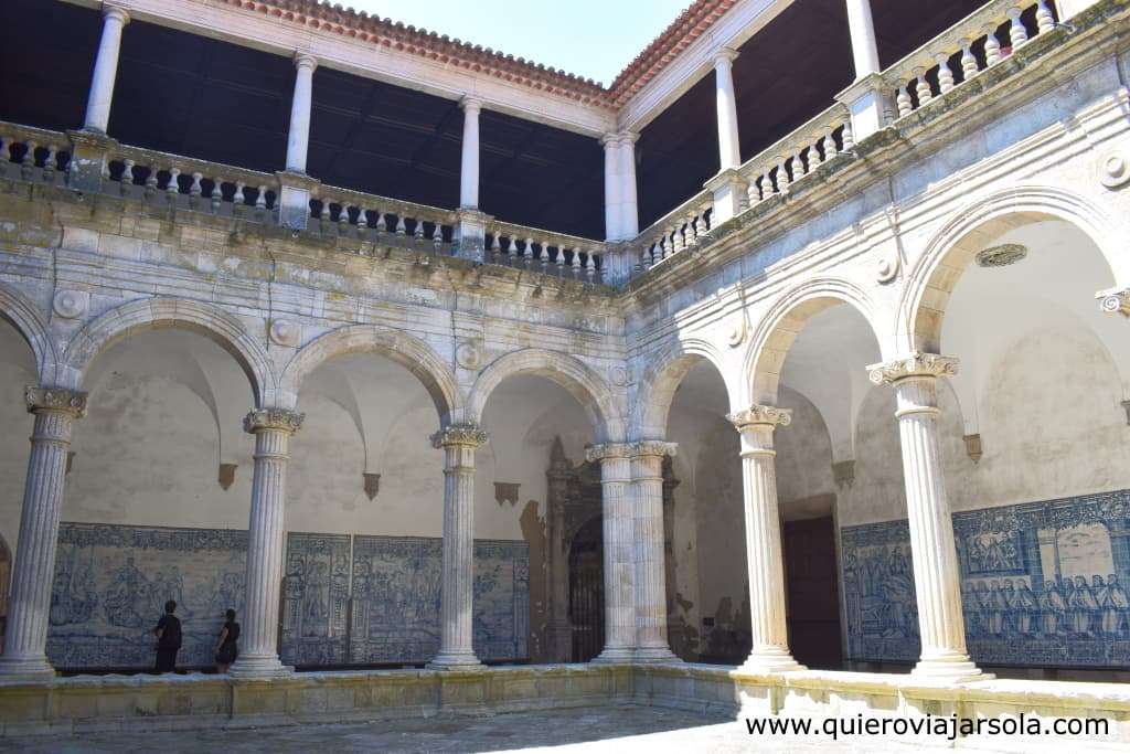 Claustro de la Catedral de Viseu