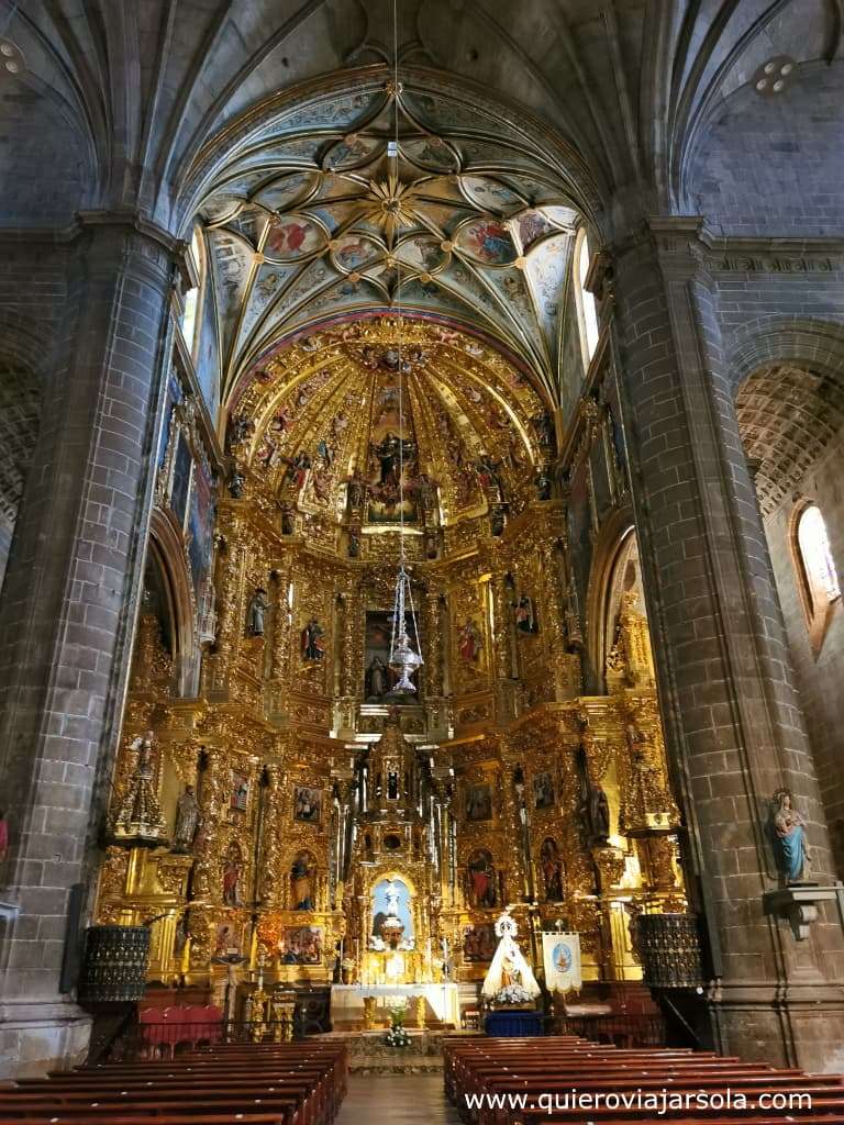 Interior de la iglesia de Navarrete