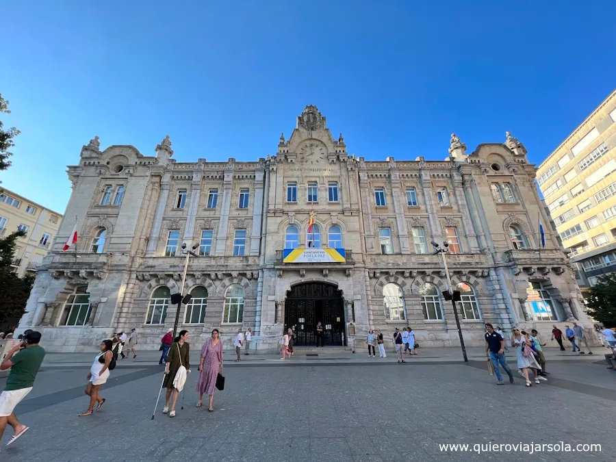 Fachada del Ayuntamiento de Santander