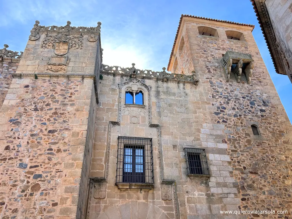 Palacio de los Golfines de Abajo