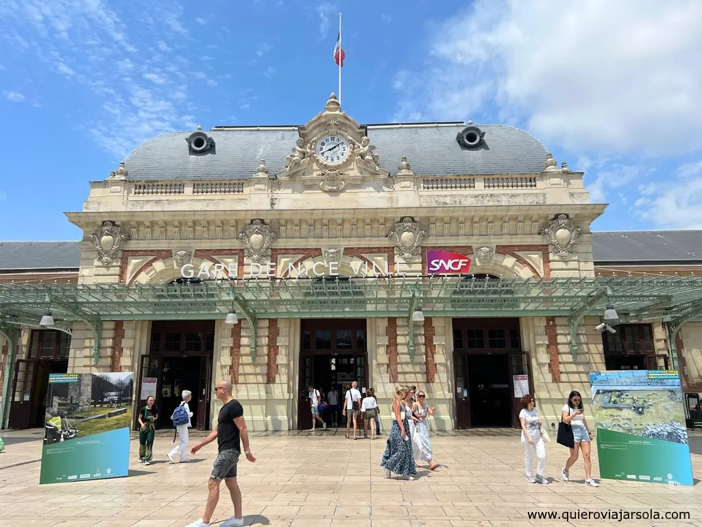 Fachada de la estación de tren SNCF Nice-Ville