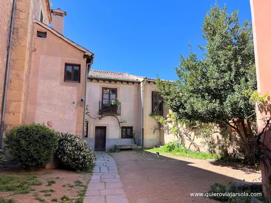 Patio de la Casa Museo de Antonio Machado en Segovia