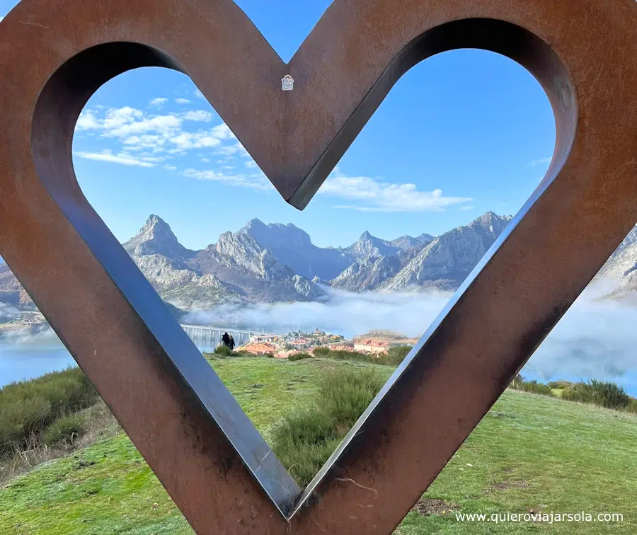 Corazón en lo alto del mirador